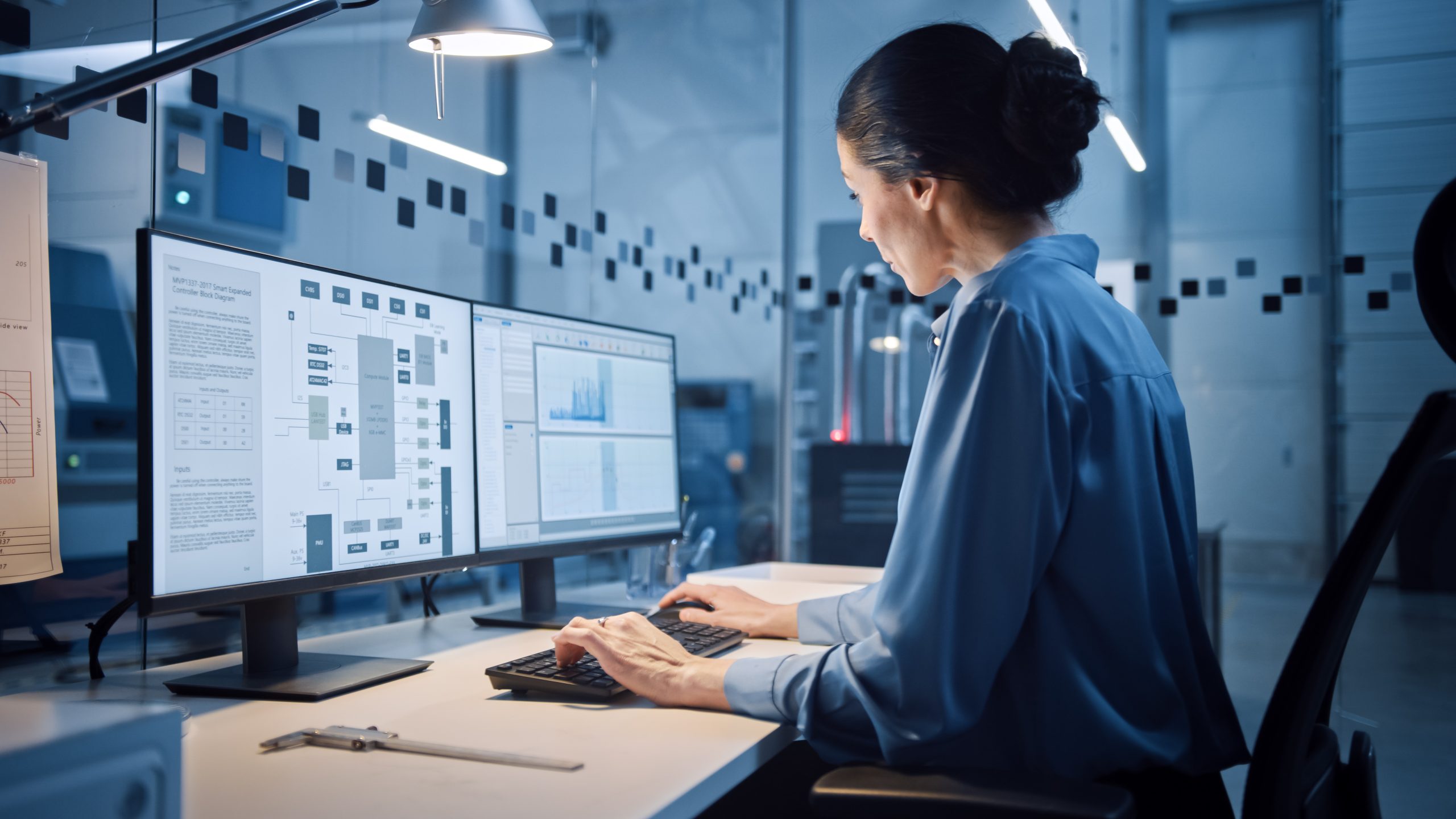Factory,Office:,Portrait,Of,Beautiful,And,Confident,Female,Industrial,Engineer